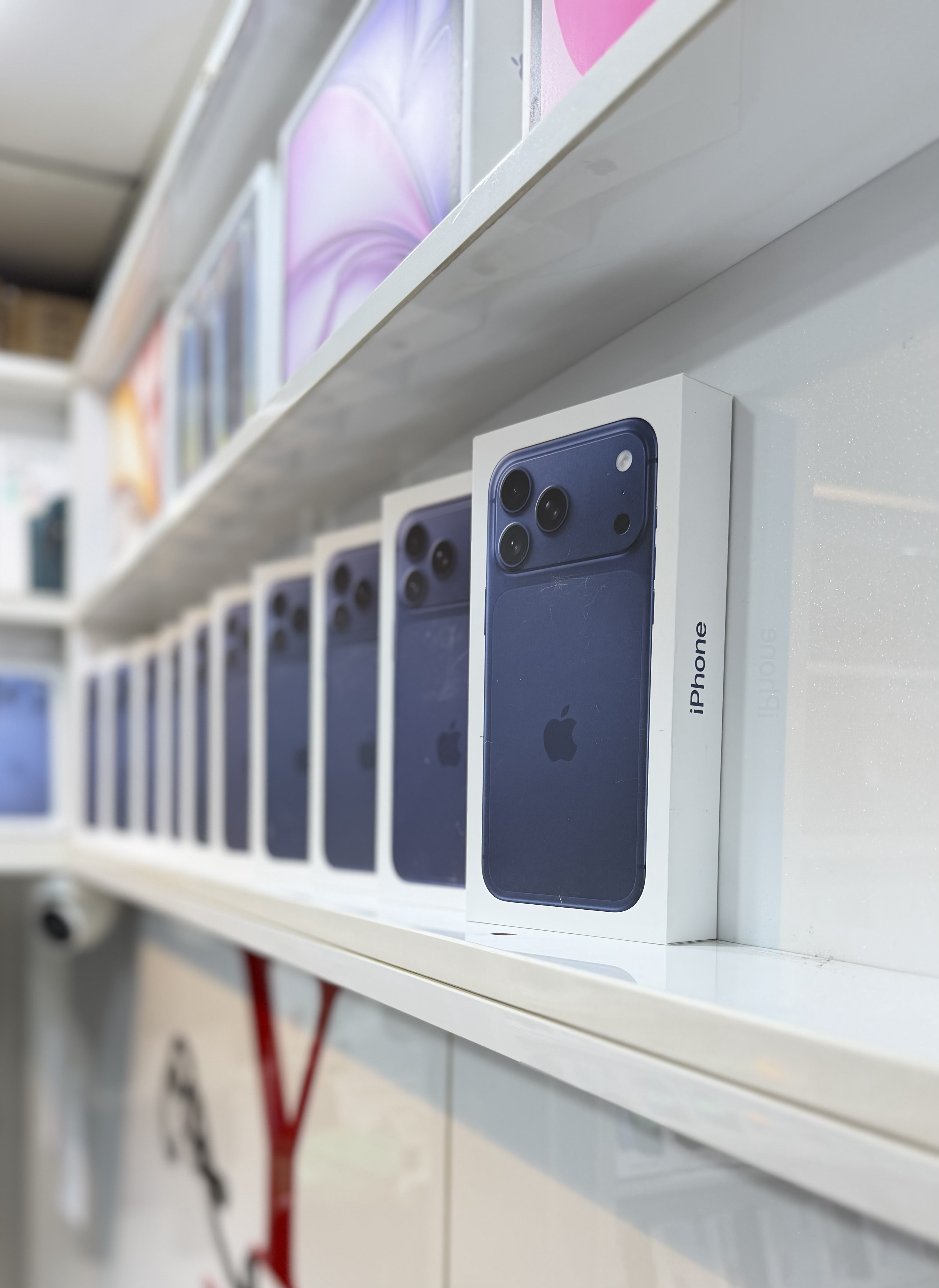 اپل شاید برای کاهش هزینه‌ها، مشخصات فنی آیفون ۱۸ را تضعیف کند